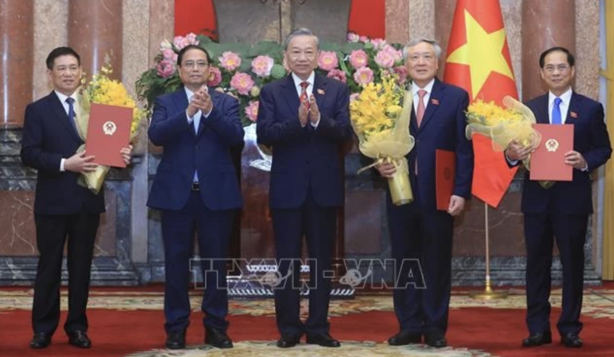 Top leader hands over appointment decisions to new deputy PMs, ministers